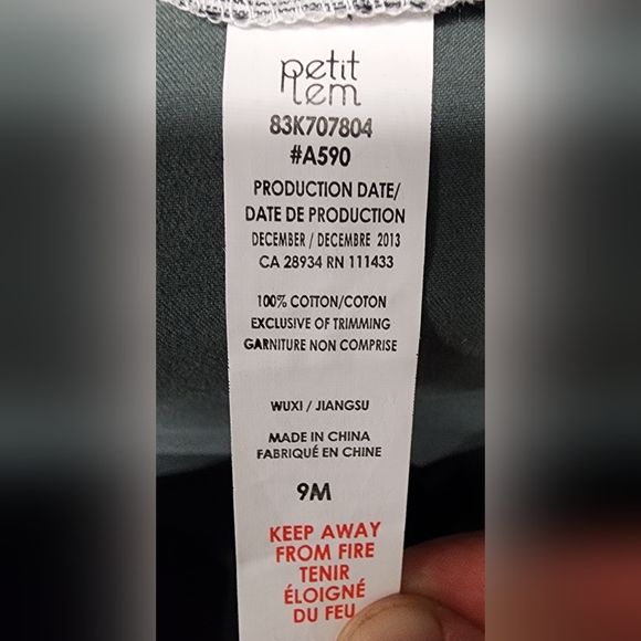 Petit Lem Toddler 9-12 M urban adventure baby onesie with matching socks - Picture 4 of 8